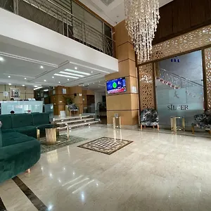 Silver & Hotel